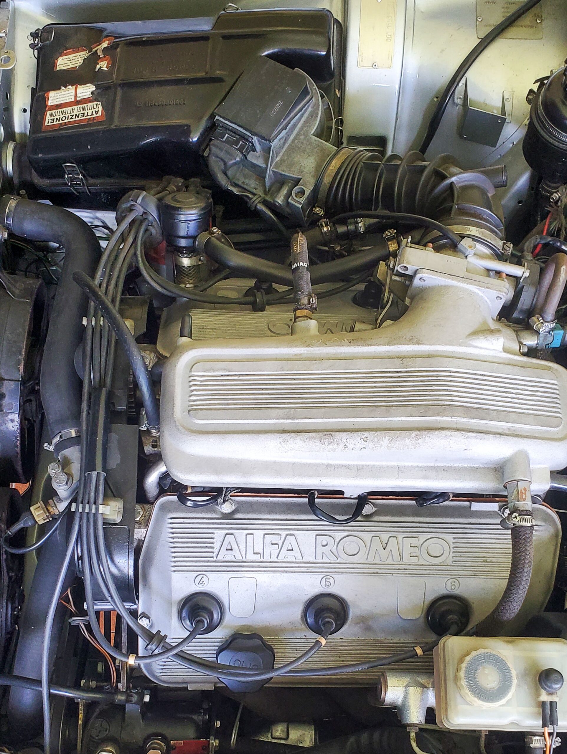 , Superbe Alfetta GTV6 de 1987 intégralement restaurée et upgradée