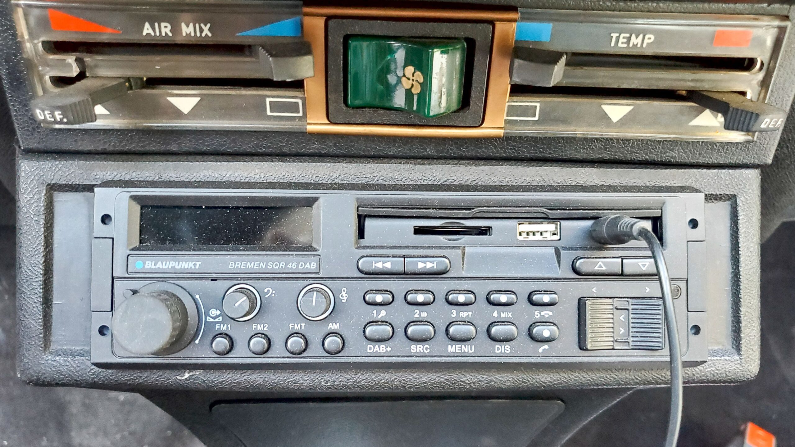 , Superbe Alfetta GTV6 de 1987 intégralement restaurée et upgradée